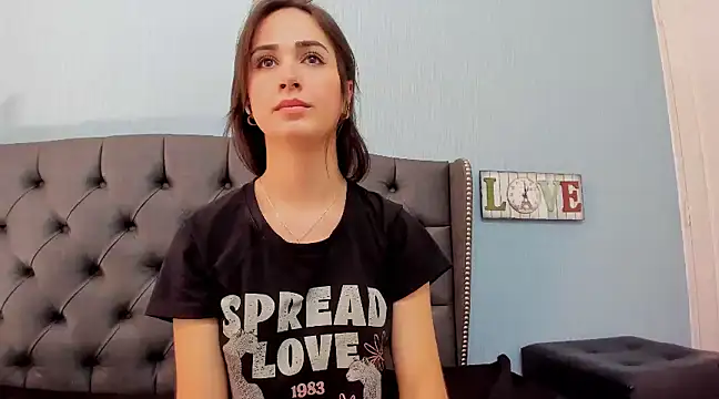 AndreaStivens online show from 28, 2, 2025