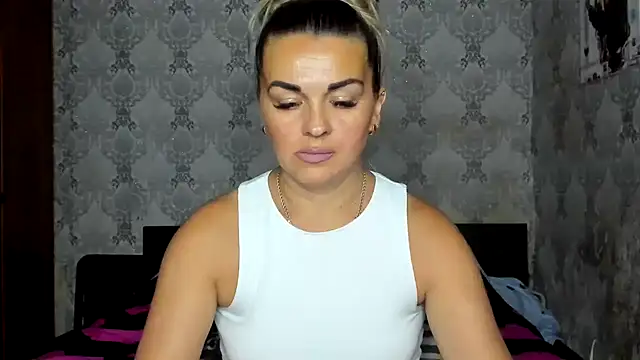 Snapshot of NicoletMoore chatting on 30, 7, 2026 NicoletMoore online show from 30, 7, 2026