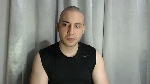 Armando 2002 online show from 5, 11, 2025