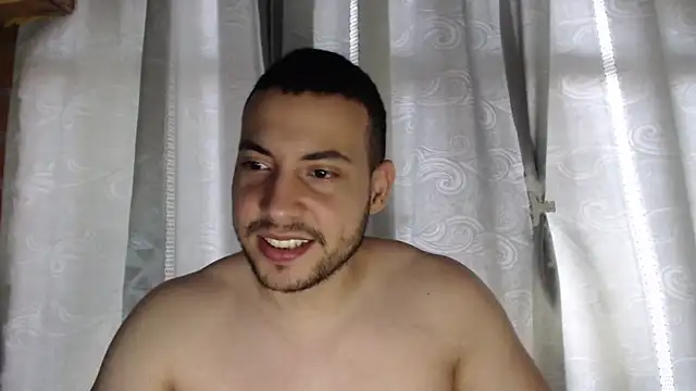 Snapshot of Armando_2002 chatting on 10, 5, 2026 Armando 2002 online show from 10, 5, 2026