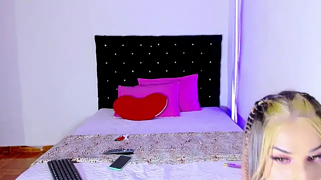 valen colombian69 online show from 8, 3, 2025