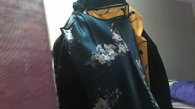 Snapshot of Sandra_Potiche chatting on 2, 10, 2025 Sandra Potiche online show from 2, 10, 2025