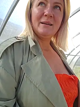 Marushka online show from 25, 9, 2025