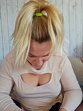 Marushka online show from 8, 10, 2025