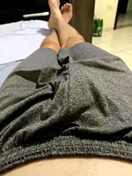 Snapshot of shiiank chatting on 14, 11, 2025 shiiank online show from 14, 11, 2025