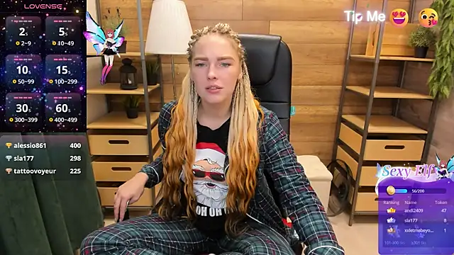 Snapshot of _fiona_Love chatting on 4, 12, 2024  fiona Love online show from 4, 12, 2024