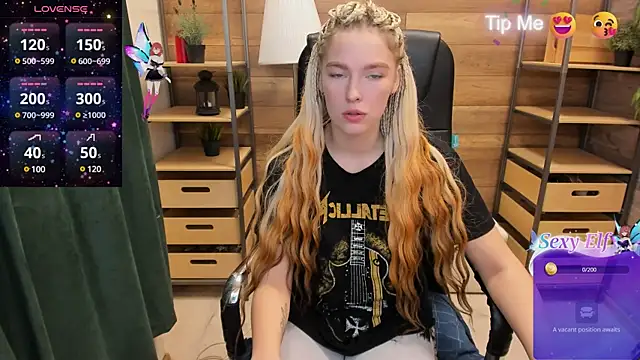 Snapshot of _fiona_Love chatting on 9, 12, 2024  fiona Love online show from 9, 12, 2024