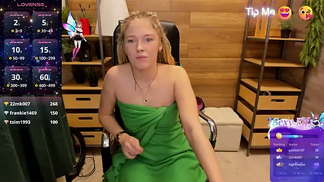 Snapshot of _fiona_Love chatting on 2, 2, 2025  fiona Love online show from 2, 2, 2025