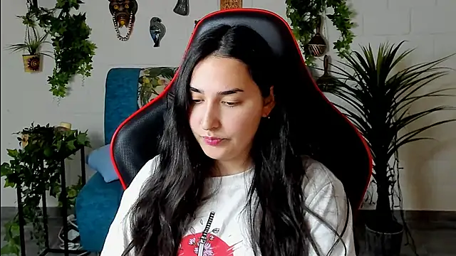 CeceliaJohnson online show from 22, 1, 2025