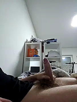 BigJuicy18cm online show from 26, 1, 2025