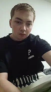 BigJuicy18cm online show from 8, 4, 2026