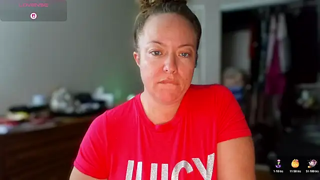 julimonroe online show from 3, 11, 2025