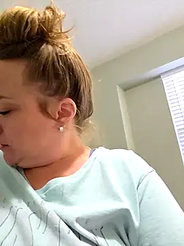 julimonroe online show from 10, 4, 2026