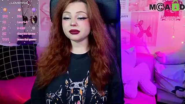 Snapshot of StellaMilla chatting on 18, 7, 2026 StellaMilla online show from 18, 7, 2026