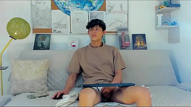 logan thomas online show from 2, 3, 2026