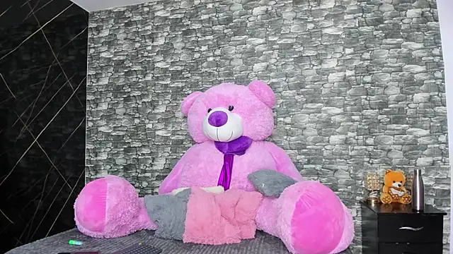 HeidyWillss online show from 17, 2, 2025