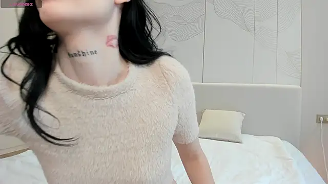 JenniferQueen11 online show from 29, 11, 2025