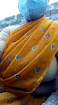 Snapshot of Lattika-Bhabhi chatting on 13, 1, 2025 Lattika-Bhabhi online show from 13, 1, 2025