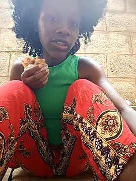 Petite li online show from 29, 11, 2025