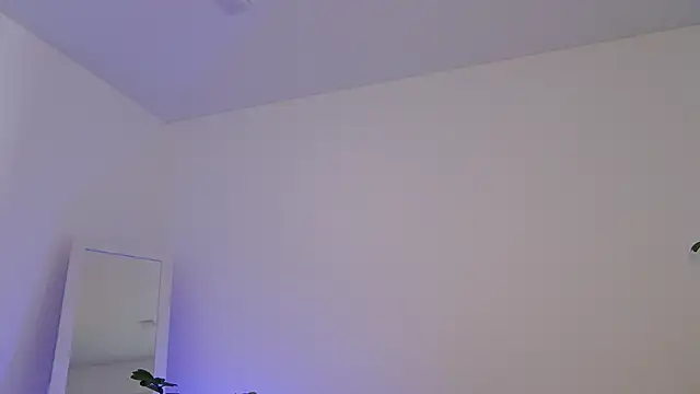 Fallinlove1 online show from 13, 3, 2026