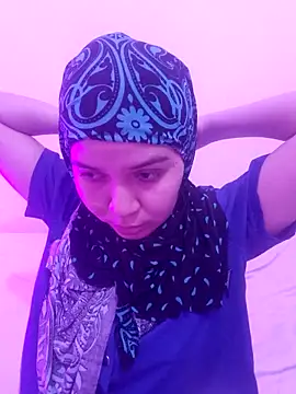 Snapshot of MatchedEyebrow chatting on 7, 3, 2025 MatchedEyebrow online show from 7, 3, 2025