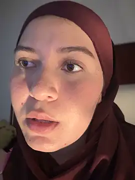 Snapshot of MatchedEyebrow chatting on 10, 9, 2025 MatchedEyebrow online show from 10, 9, 2025