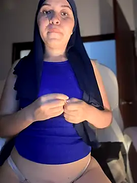 Snapshot of MatchedEyebrow chatting on 24, 9, 2025 MatchedEyebrow online show from 24, 9, 2025