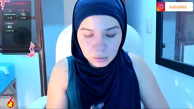 Snapshot of MatchedEyebrow chatting on 17, 10, 2025 MatchedEyebrow online show from 17, 10, 2025