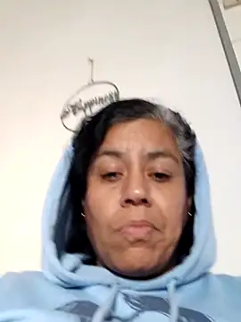 Molly newman6 online show from 13, 12, 2025