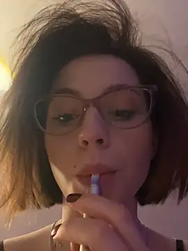 Camilla Railian online show from 5, 1, 2025