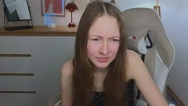 freya nilsson online show from 18, 12, 2024