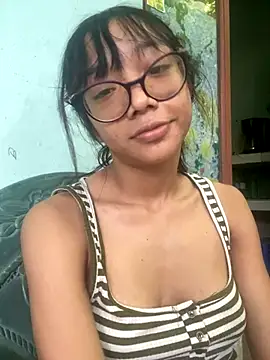 Snapshot of Karmakuro chatting on 19, 9, 2025 Karmakuro online show from 19, 9, 2025