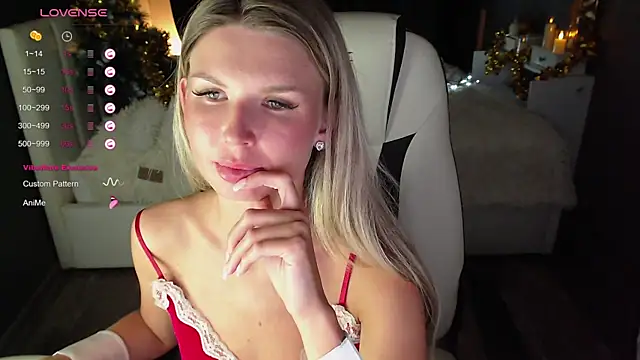 Snapshot of AngelMiaM chatting on 24, 12, 2024 AngelMiaM online show from 24, 12, 2024