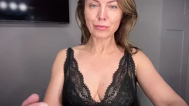 RachellAmazing online show from 16, 9, 2025