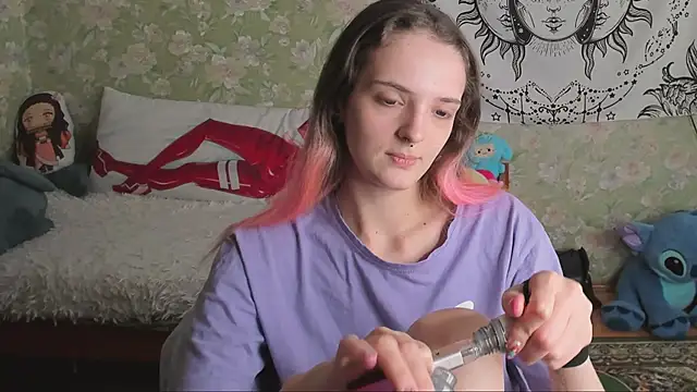 Cutie Adelia online show from 22, 3, 2026