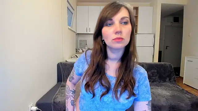 StacyTigerr online show from 22, 2, 2025