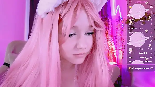 Snapshot of IrmaBell chatting on 8, 3, 2025 IrmaBell online show from 8, 3, 2025