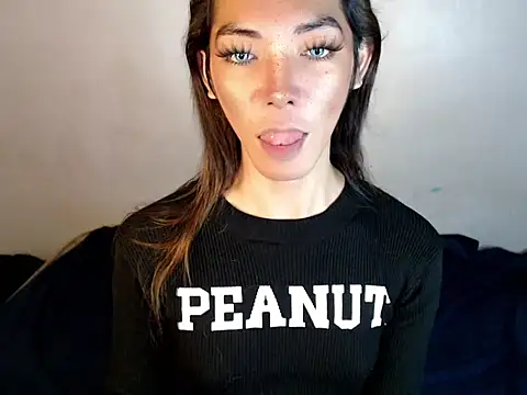 Snapshot of perly_169 chatting on 8, 2, 2025 perly 169 online show from 8, 2, 2025