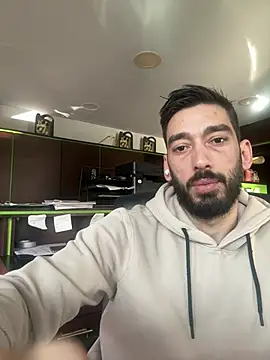 Snapshot of dk2995 chatting on 8, 1, 2025 dk2995 online show from 8, 1, 2025