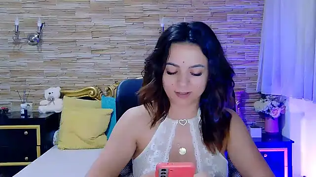 PlayfulElla online show from 7, 2, 2025