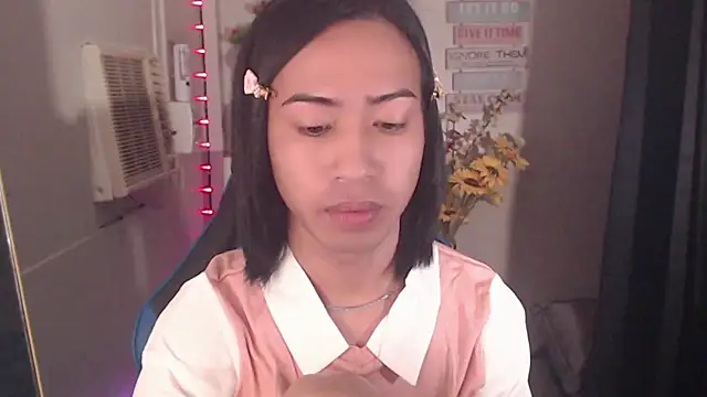 Lemonadexxx online show from 19, 12, 2025