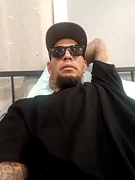 Snapshot of mrbigone45 chatting on 19, 9, 2025 mrbigone45 online show from 19, 9, 2025