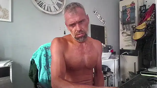 AnalSuchtxh online show from 24, 6, 2026