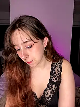 Snapshot of tsuki_chan_on chatting on 9, 9, 2025 tsuki chan on online show from 9, 9, 2025