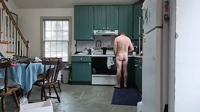 Snapshot of CDforU chatting on 13, 10, 2025 CDforU online show from 13, 10, 2025