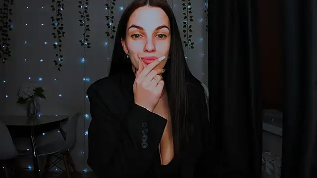 Snapshot of KarlaSim chatting on 25, 1, 2025 KarlaSim online show from 25, 1, 2025