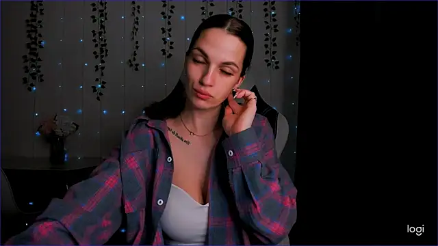 Snapshot of KarlaSim chatting on 15, 2, 2025 KarlaSim online show from 15, 2, 2025