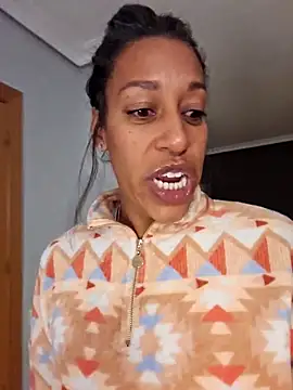 Goldenlace online show from 15, 11, 2025