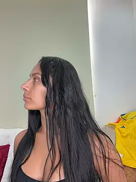 Snapshot of karlyn_angels chatting on 23, 6, 2026 karlyn angels online show from 23, 6, 2026