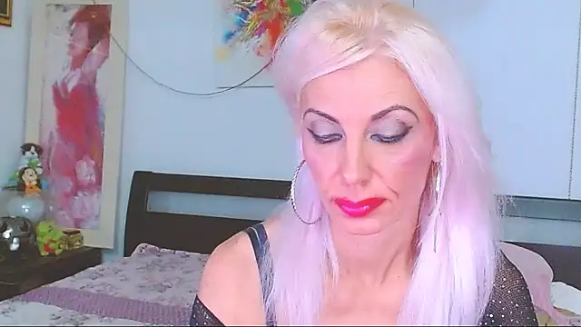 Snapshot of HoneyLara chatting on 14, 9, 2025 HoneyLara online show from 14, 9, 2025